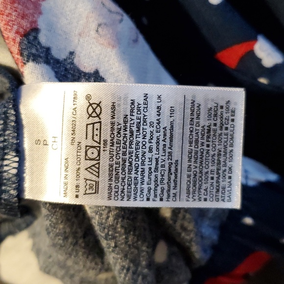 NWT  Old Navy Santa sleep pants - Picture 7 of 8